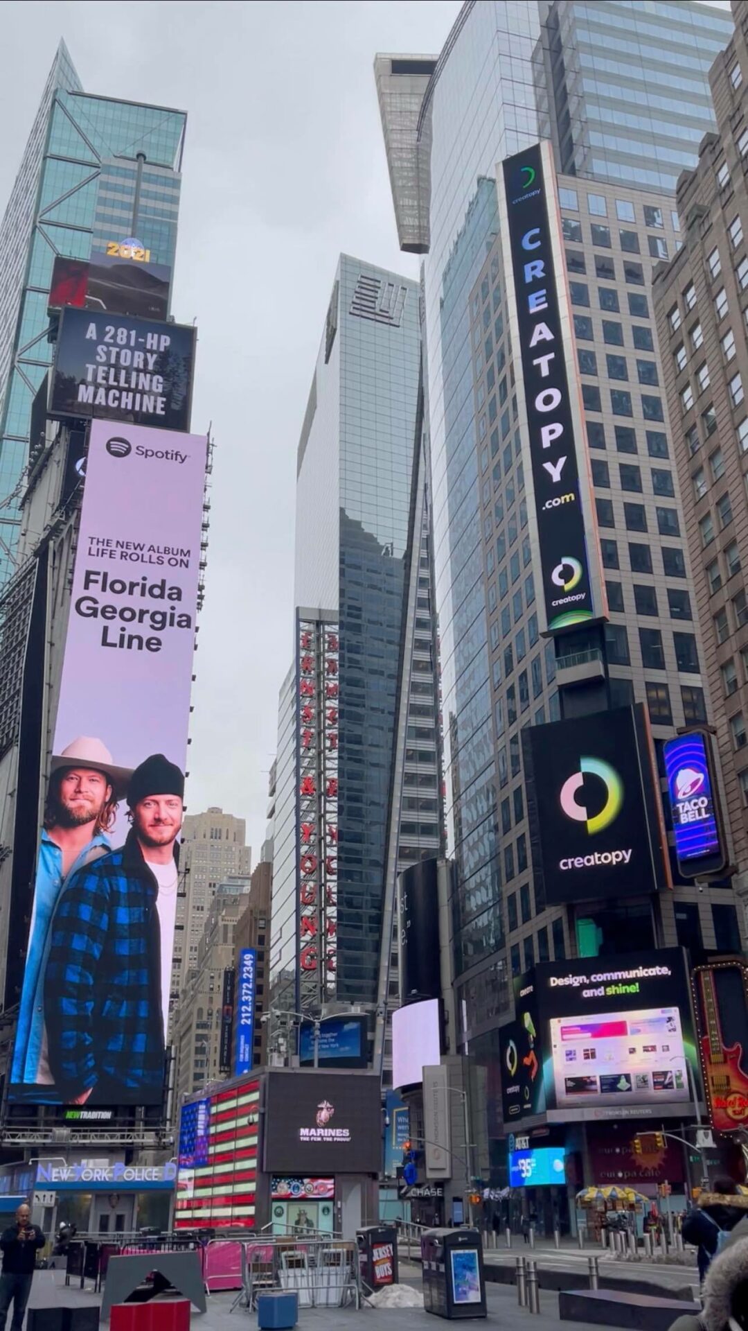 Times Square New York - Thomson Reuters billboard