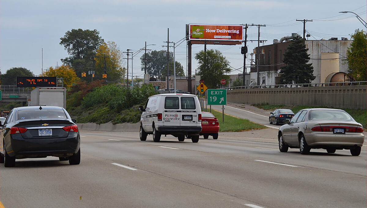 Outdoor digital billboard advertising in Michigan