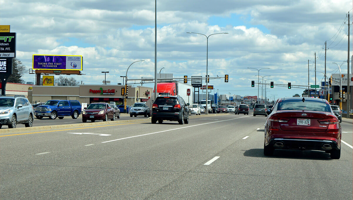 Large-format digital billboard advertising in Minnesota